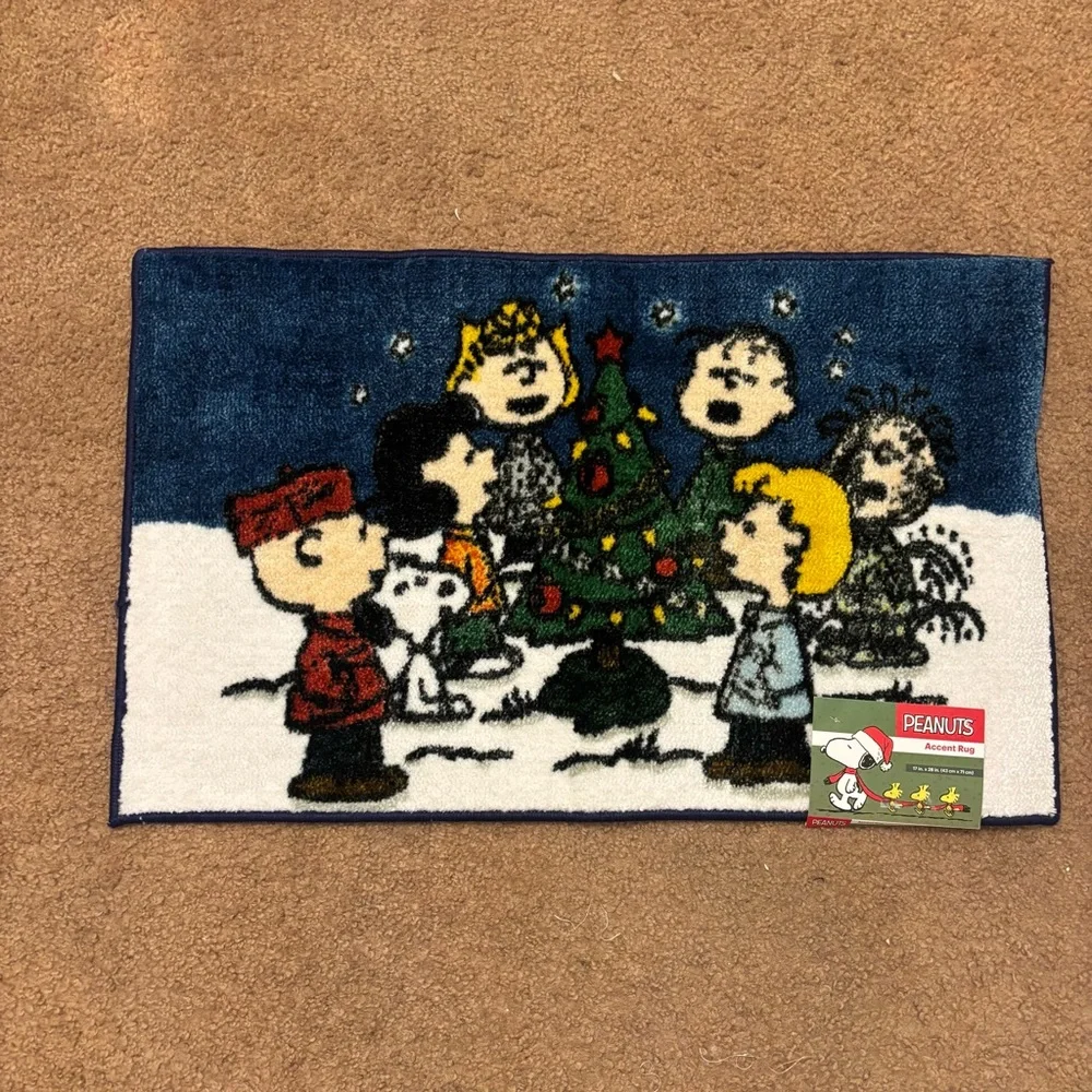 Peanuts Festive Rug with Red and White